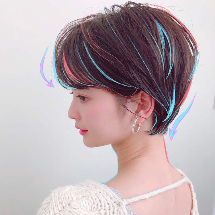 おしゃれな耳だしショート